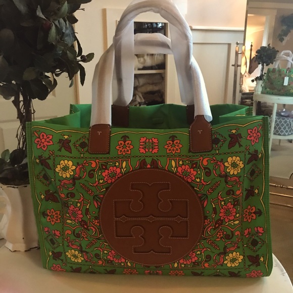 Tory Burch Handbags - Tory Burch tote